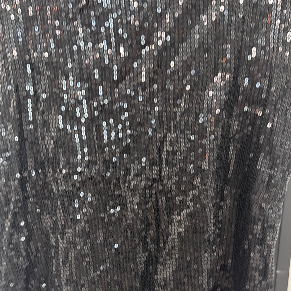 Black Sequin Tank Top - Picture 4 of 6